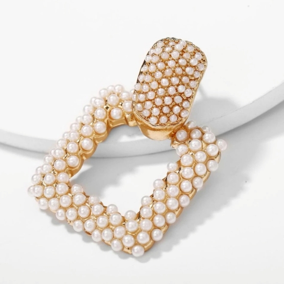 Pearl Square Drop Earrings - Picture 2 of 5